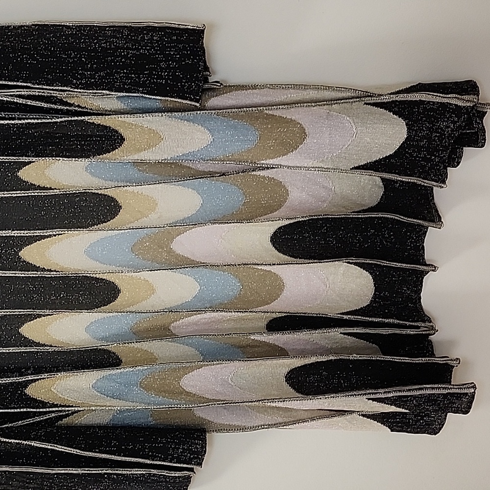 M Missoni cardigan collection featuring metallic lurex pattern Size 42/ Large - Picture 14 of 16